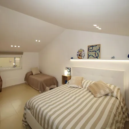 Salu Palace A 1 Minuto A Piedi Dalla Apartment Santo Stefano di Camastra