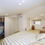 Salu Palace A 1 Minuto A Piedi Dalla *